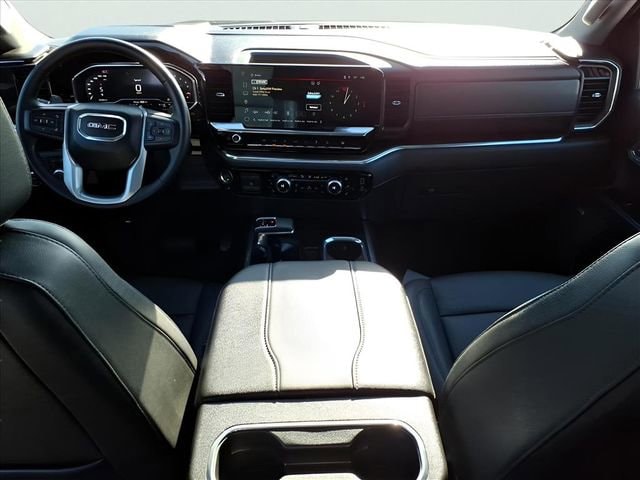 2025 GMC Sierra 1500 SLT - Photo 12