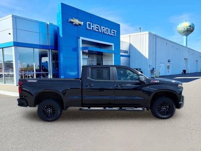 Used 2020 Chevrolet Silverado 1500 LT Trail Boss with VIN 1GCPYFEL5LZ343805 for sale in Princeton, Minnesota