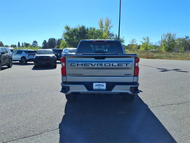 2026 Chevrolet Silverado 1500 RST photo 4