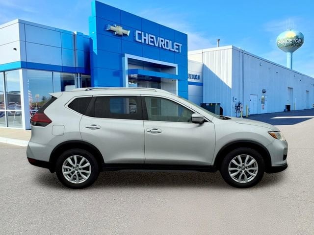 Used 2019 Nissan Rogue SV with VIN KNMAT2MVXKP554007 for sale in Princeton, Minnesota