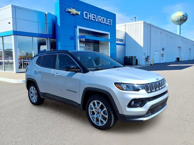 2025 Jeep Compass Limited 4X4's photo