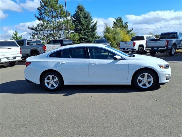 Used 2023 Chevrolet Malibu 1FL with VIN 1G1ZC5ST7PF194433 for sale in Princeton, Minnesota