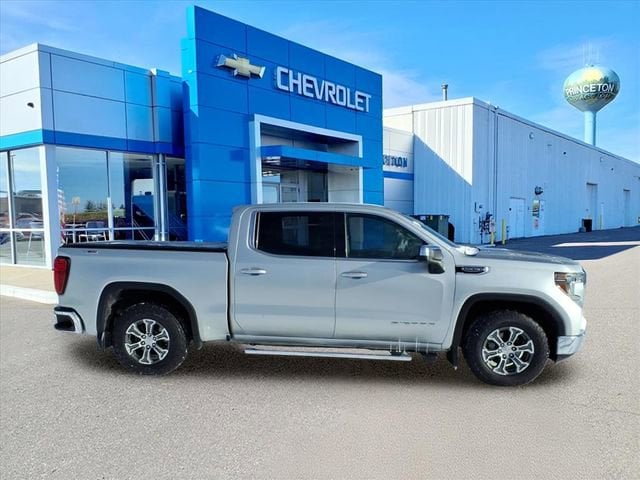 Used 2020 GMC Sierra 1500 SLE with VIN 1GTU9BEDXLZ170767 for sale in Princeton, Minnesota