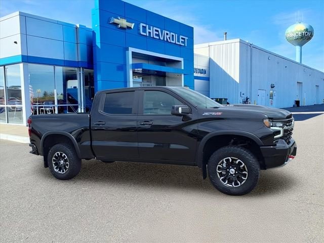 2023 Chevrolet Silverado 1500 ZR2's photo