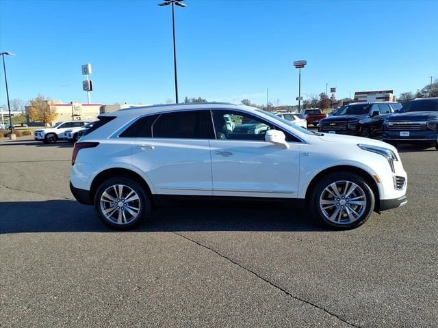 Used 2025 Cadillac XT5 Premium Luxury with VIN 1GYKNDRS7SZ123860 for sale in Princeton, Minnesota