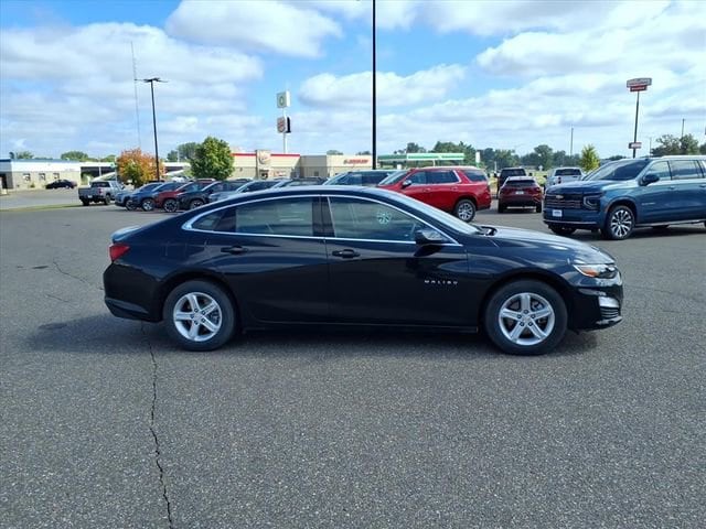 Used 2024 Chevrolet Malibu 1LS with VIN 1G1ZB5ST4RF150587 for sale in Princeton, Minnesota