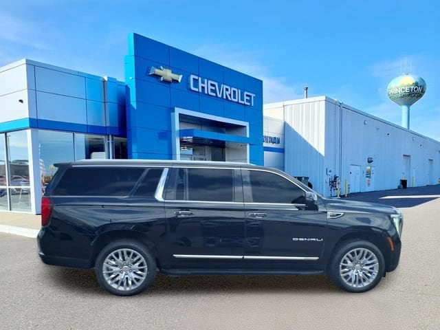 Used 2025 GMC Yukon XL Denali with VIN 1GKS2JRL0SR328740 for sale in Princeton, Minnesota