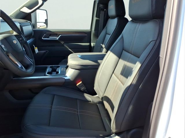 2026 Chevrolet Silverado 3500HD High Country - Photo 20