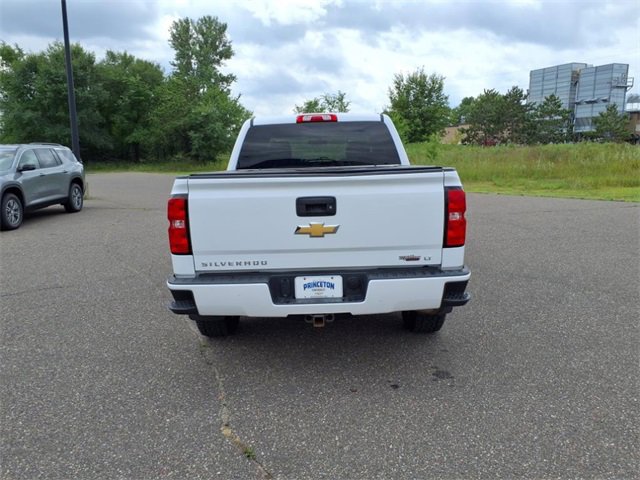 2018 Chevrolet Silverado 1500 LT photo 4
