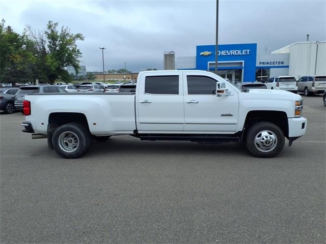 Used 2017 Chevrolet Silverado 3500HD High Country with VIN 1GC4K1EY5HF194050 for sale in Princeton, Minnesota