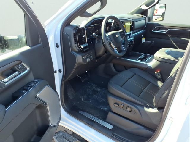 2026 Chevrolet Silverado 3500HD High Country - Photo 10