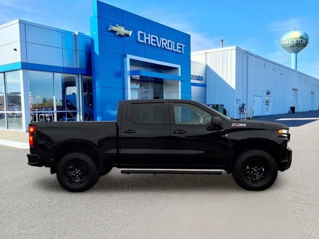 Used 2022 Chevrolet Silverado 1500 Limited LT Trail Boss with VIN 1GCPYFEL3NZ154394 for sale in Princeton, Minnesota