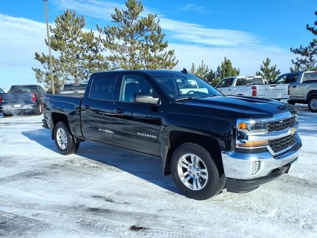 2017 Chevrolet Silverado 1500 LT's photo