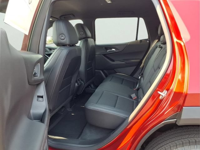 2027 Chevrolet Equinox LT - Photo 11