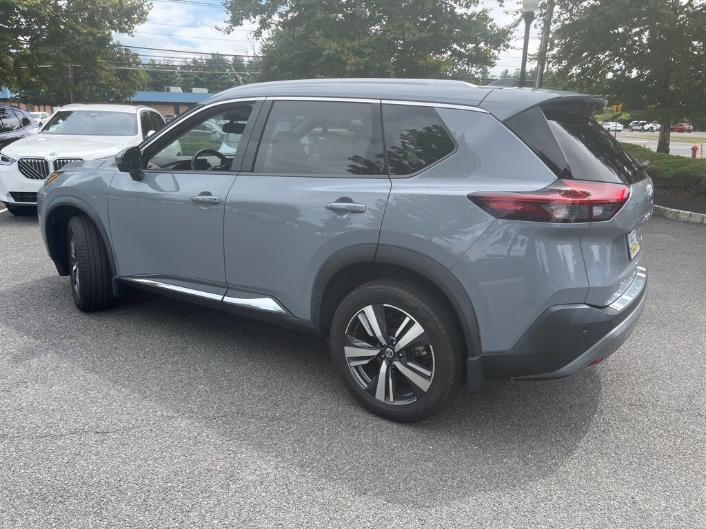 2021 Nissan Rogue SL photo 3