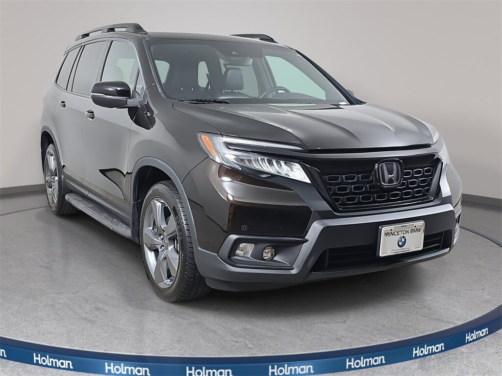 2019 Honda Passport Touring photo 3