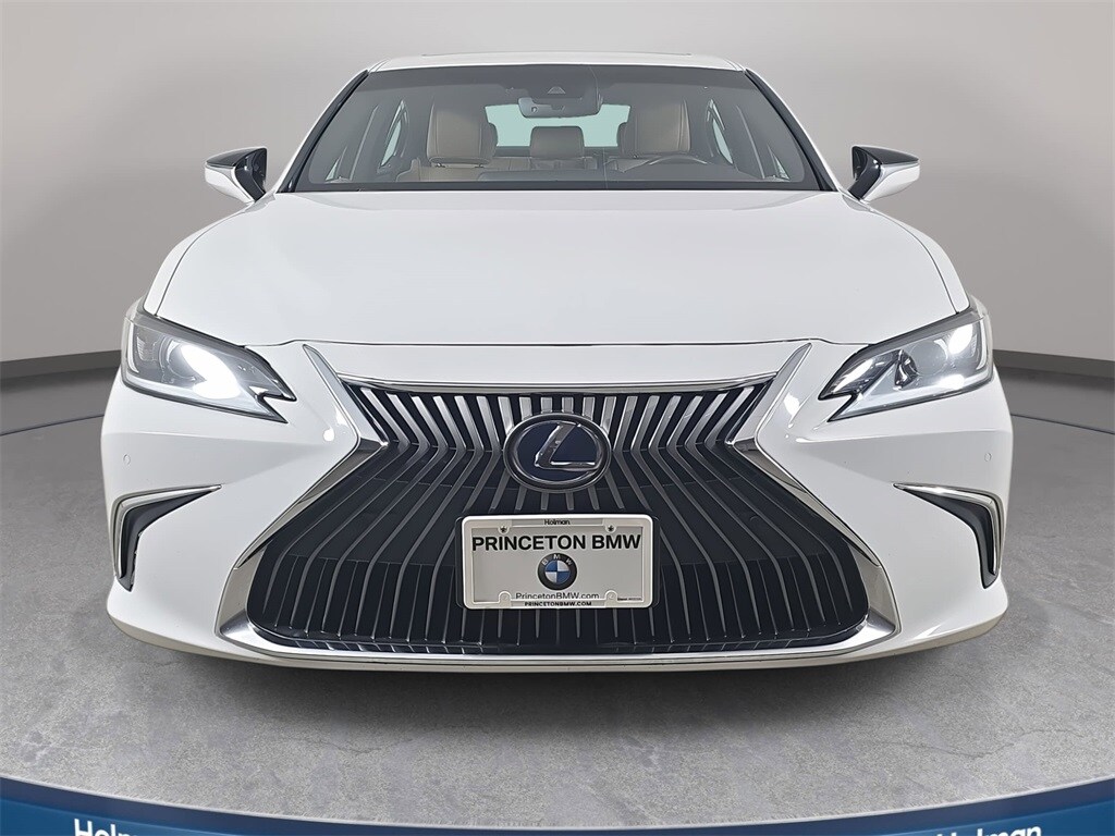 Used 2021 Lexus ES 300h Luxury Sedan