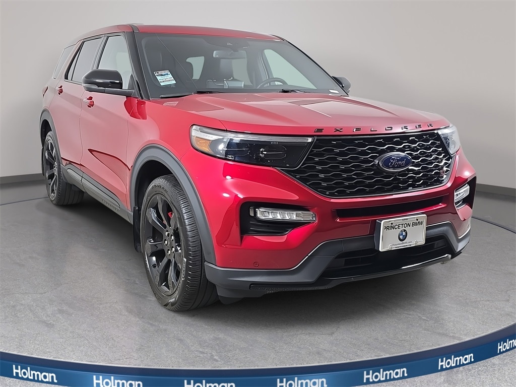 Used 2022 Ford Explorer ST SUV