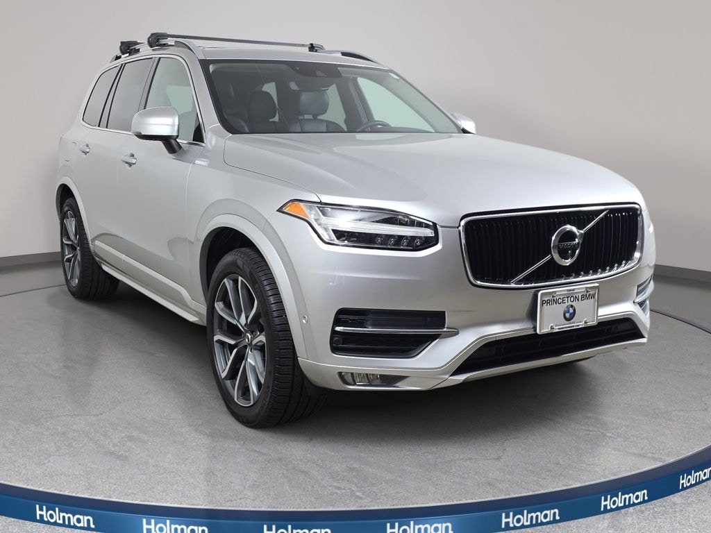 Used 2017 Volvo XC90 T6 AWD Momentum SUV