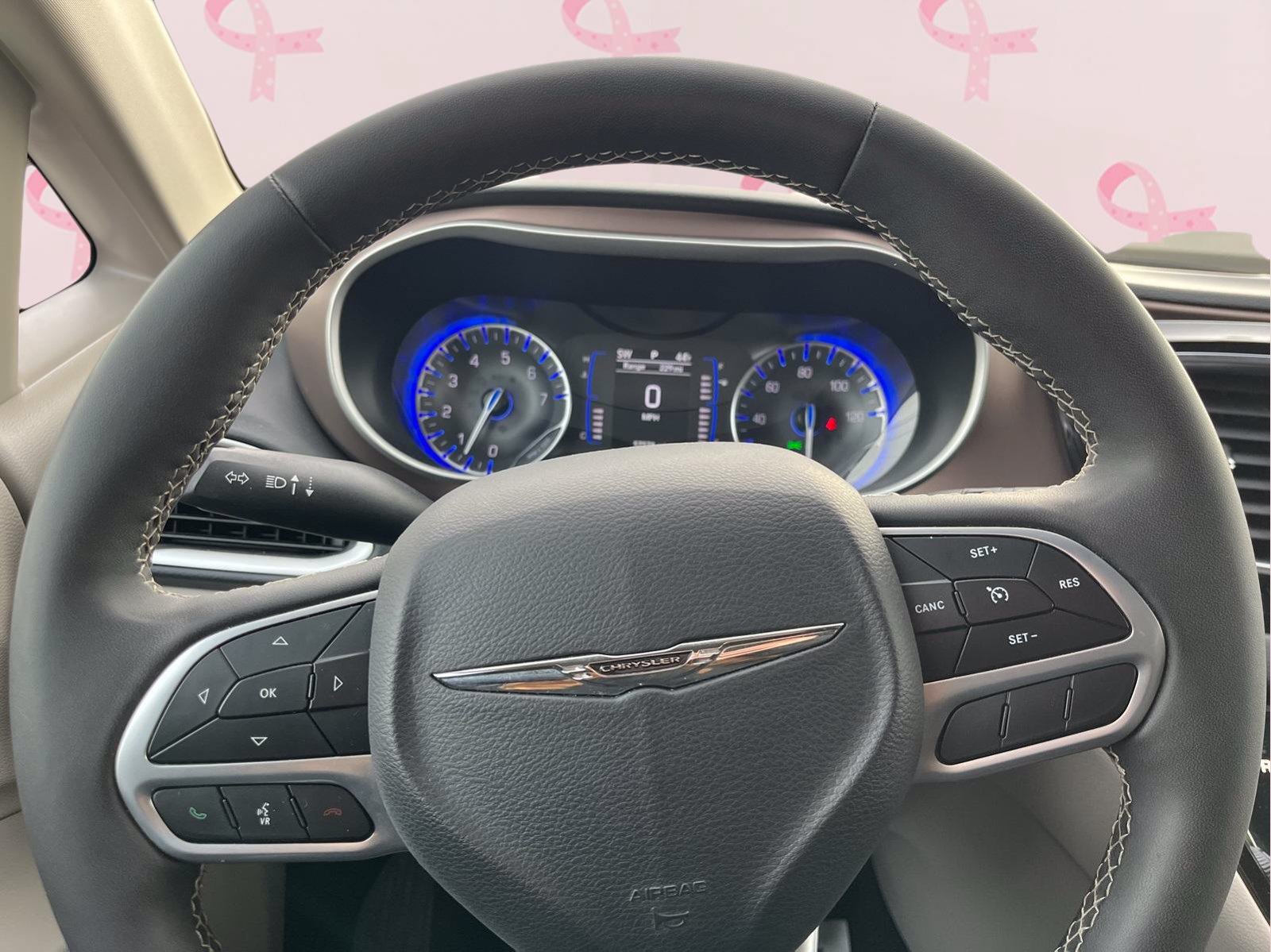 2023 Chrysler Voyager LX - Photo 13