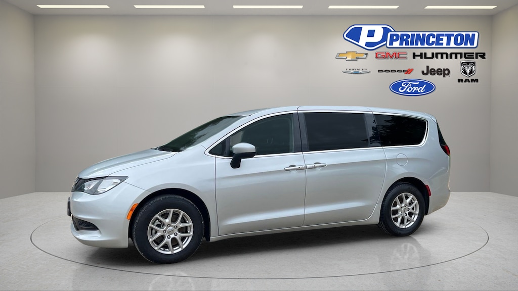 Used 2023 Chrysler Voyager LX Minivan/Van