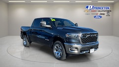 2026 Ram 1500 BIG HORN CREW CAB 4X4 5'7 BOX Pickup