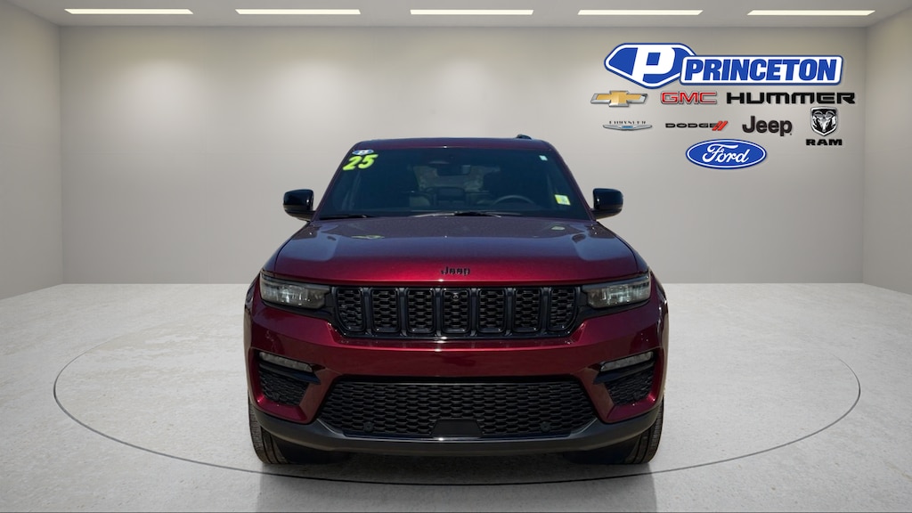Used 2025 Jeep Grand Cherokee Limited SUV