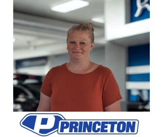 Staff member April Buchanan from ID_9dad13