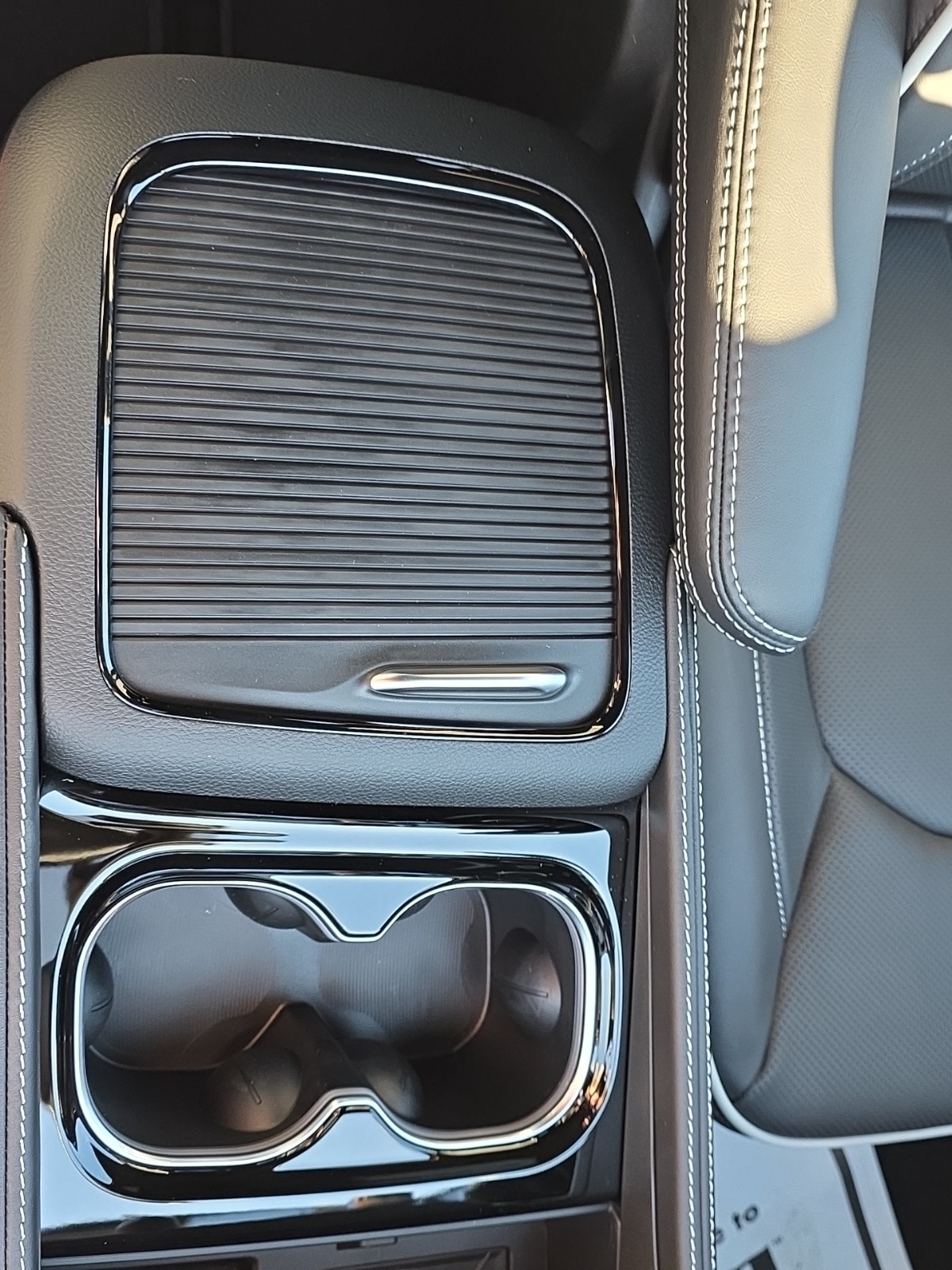 2026 Chrysler Pacifica Limited - Photo 24