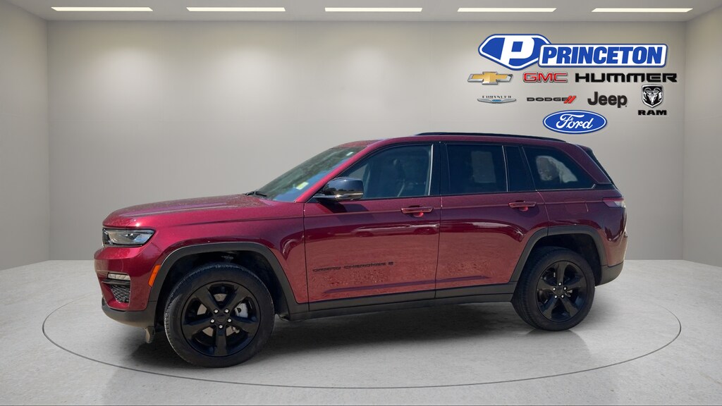 Used 2025 Jeep Grand Cherokee Limited SUV