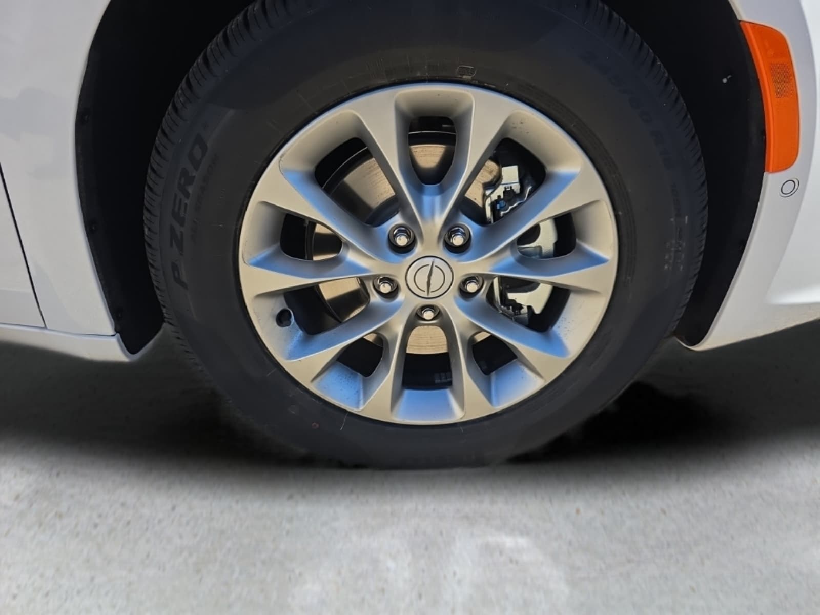 2026 Chrysler Pacifica Limited - Photo 12