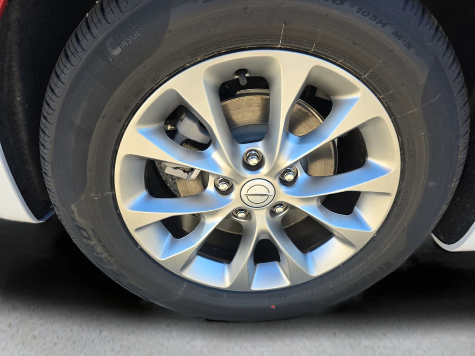 2026 Chrysler Pacifica Limited - Photo 11