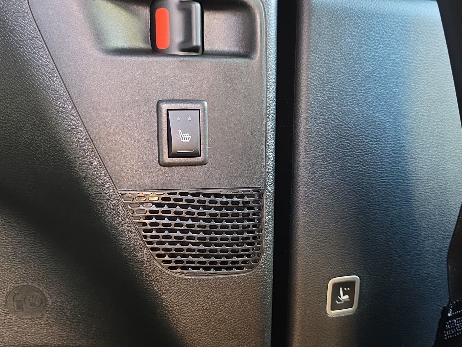 2026 Chrysler Pacifica Limited - Photo 21