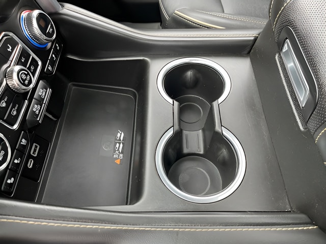 2023 GMC Yukon SLT - Photo 22