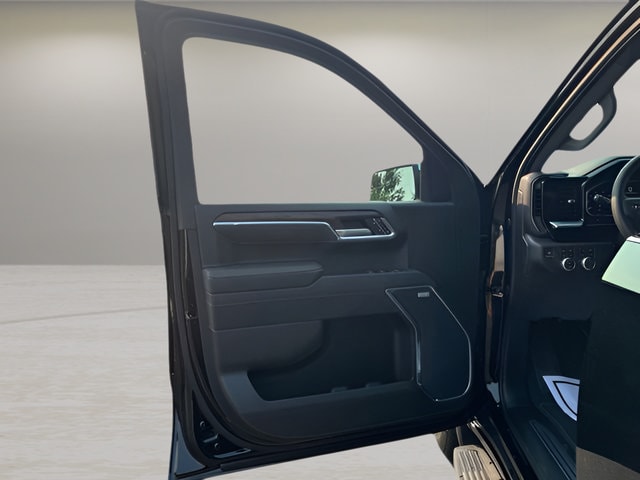 2026 GMC Sierra 1500 SLT - Photo 9