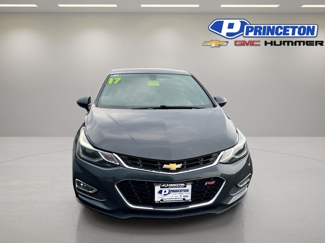 Used 2017 Chevrolet Cruze LT with VIN 1G1BE5SM4H7168307 for sale in Princeton, IL