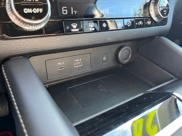 2024 Mitsubishi Outlander Plug-in Hybrid SE - Photo 20