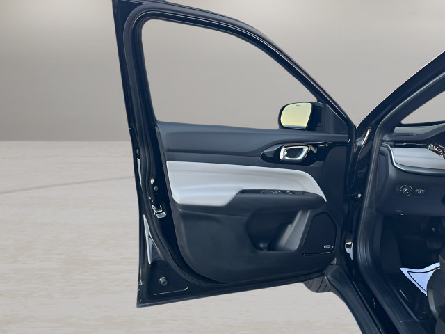 2025 Jeep Compass Limited - Photo 9