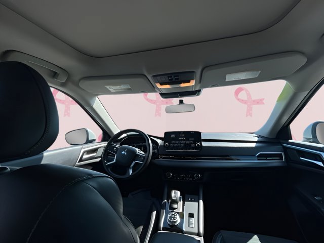 2024 Mitsubishi Outlander Plug-in Hybrid SE - Photo 32