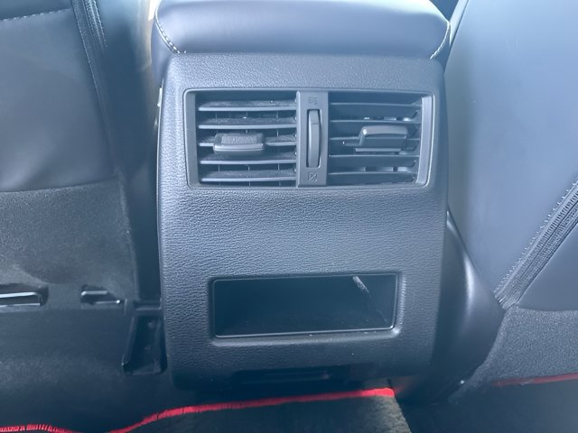 2024 Mitsubishi Outlander Plug-in Hybrid SE - Photo 31