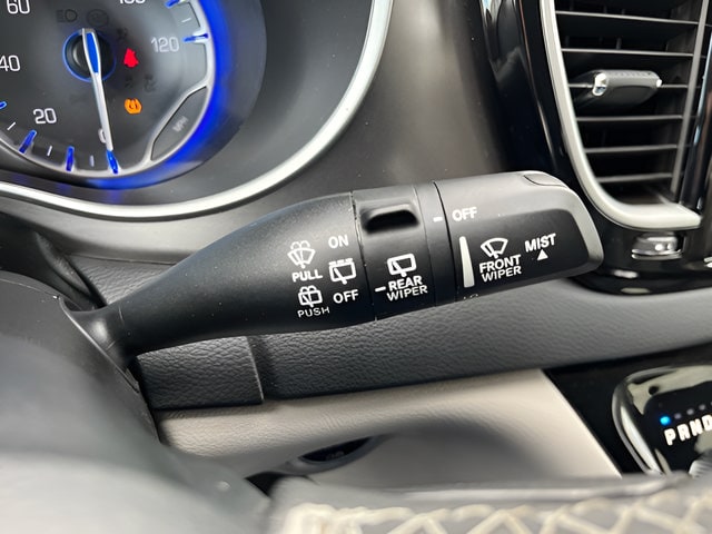 2024 Chrysler Pacifica Touring L - Photo 16