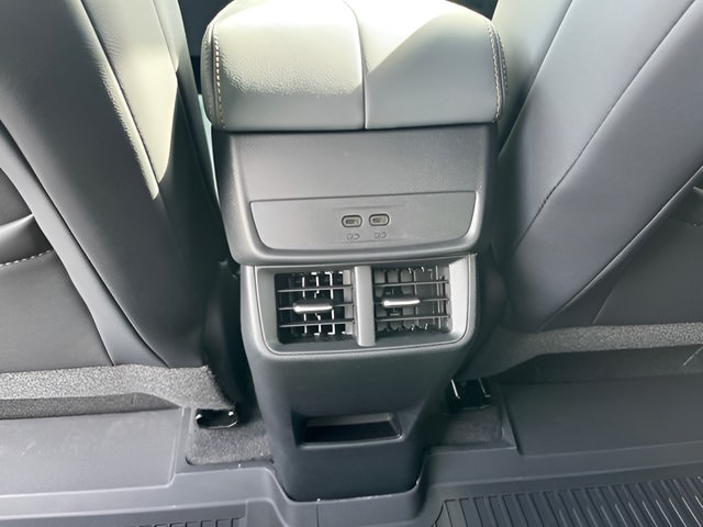 2026 GMC Terrain AT4 - Photo 32