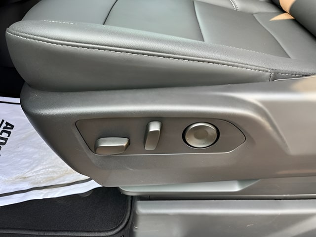 2026 GMC Sierra 1500 SLT - Photo 11