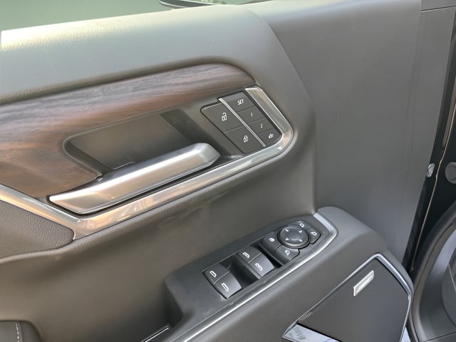 2026 GMC Sierra 1500 SLT - Photo 10