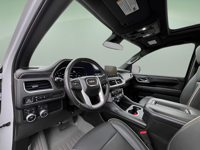 2023 GMC Yukon SLT - Photo 13