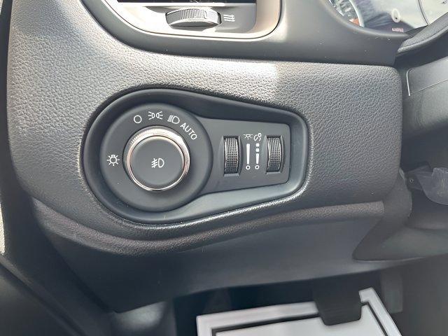 2023 Jeep Renegade Upland - Photo 14