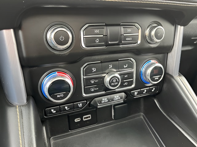 2023 GMC Yukon SLT - Photo 20