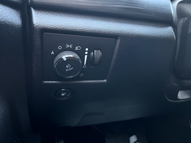2020 Jeep Grand Cherokee Altitude - Photo 13