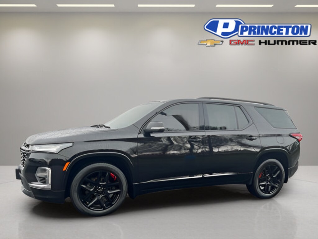 Used 2023 Chevrolet Traverse Premier SUV