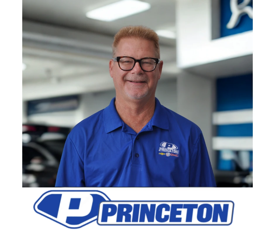 Staff member Paul Lenhausen from ID_501108